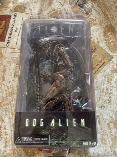 Modellino neca 2014 - dog, alien